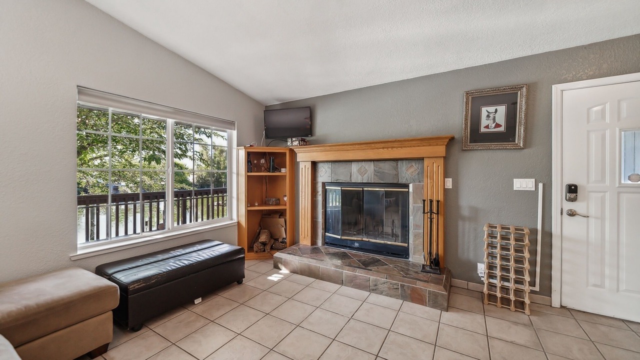 Photo of Bedroom in Clearlake Park