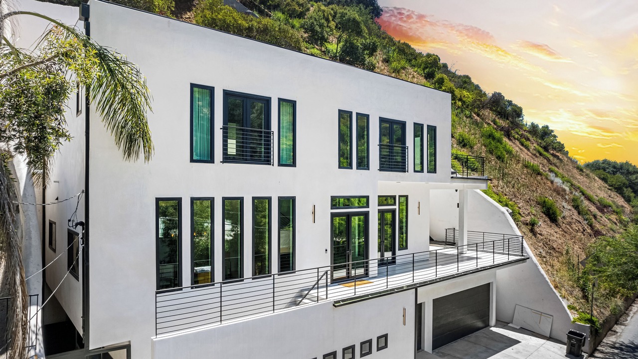 Photo of Outdoor in Beverly Hills