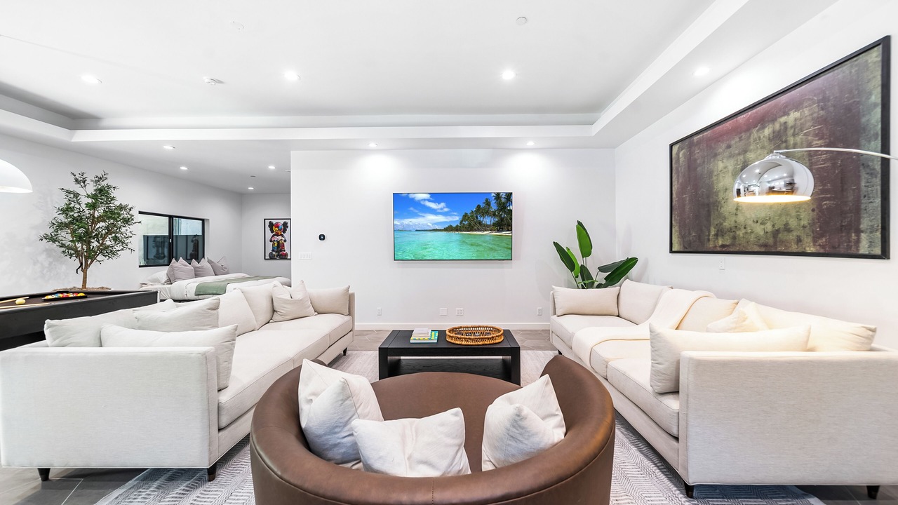 Photo of Livingroom in Beverly Hills