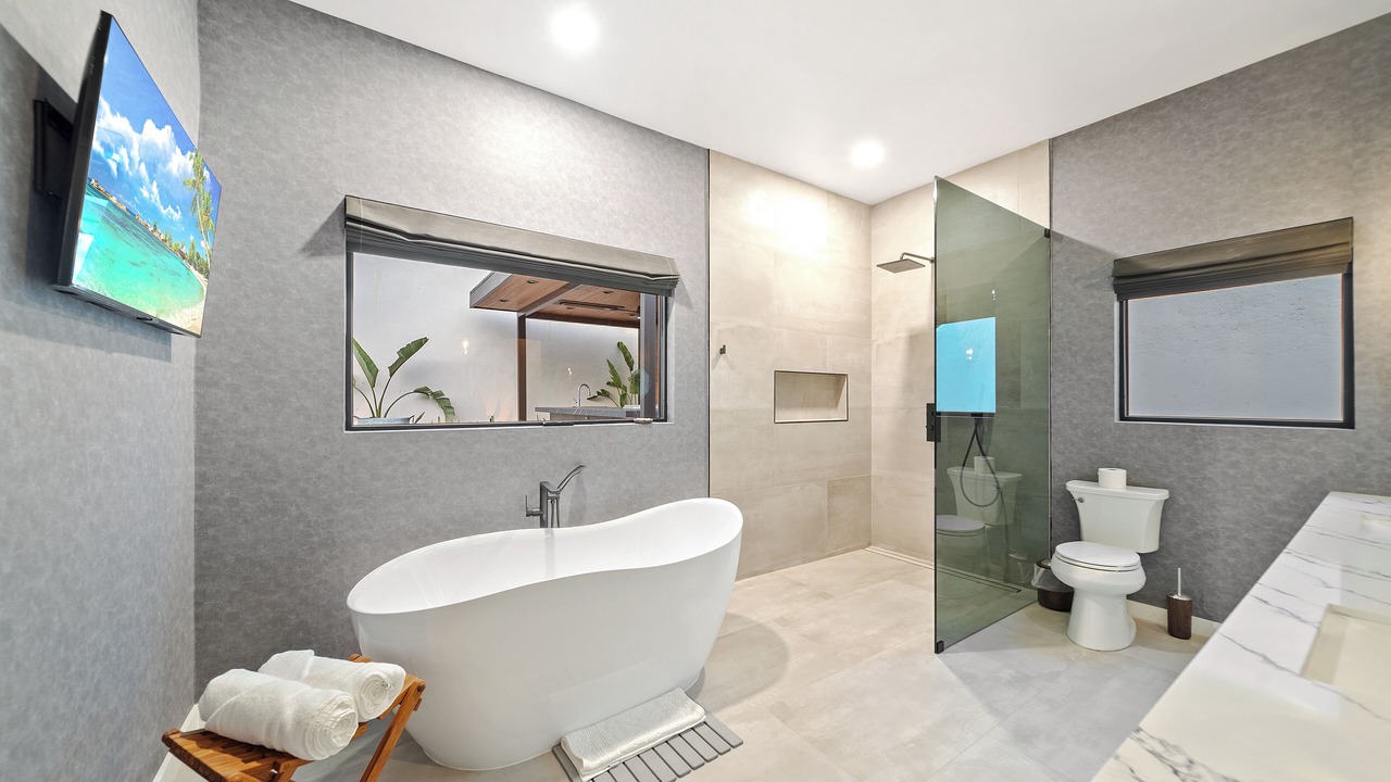 Photo of Bathroom in Beverly Hills