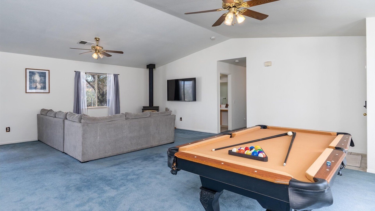 Photo of Bedroom in Coarsegold