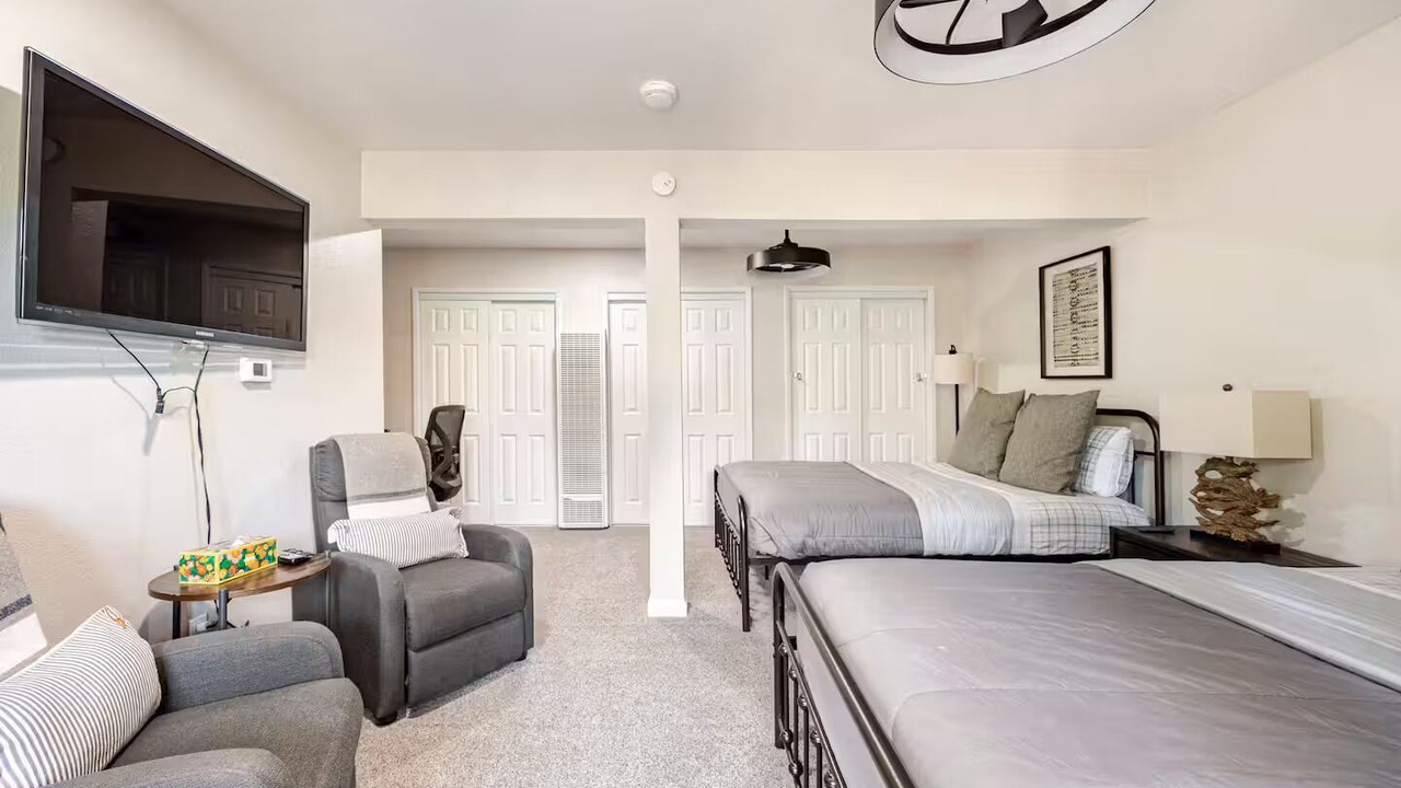 Photo of Bedroom in Tahoe Village