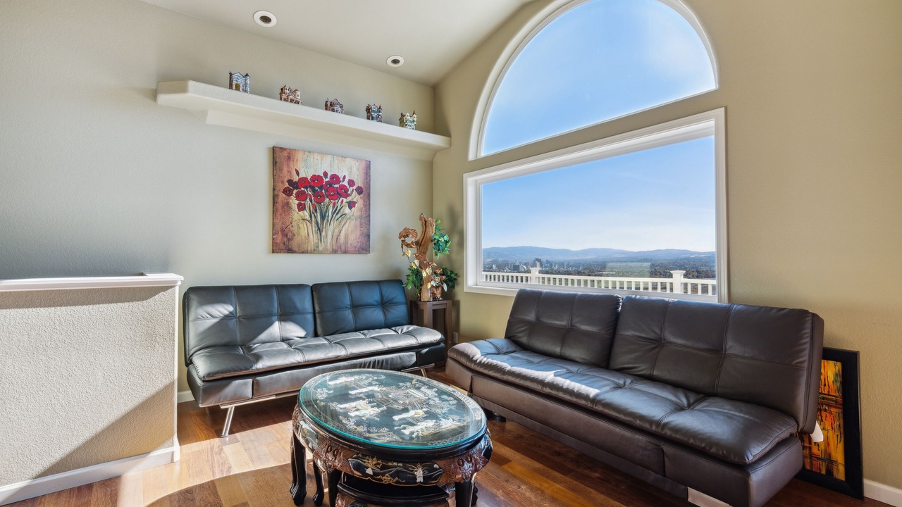 Photo of Livingroom in Northeast Reno