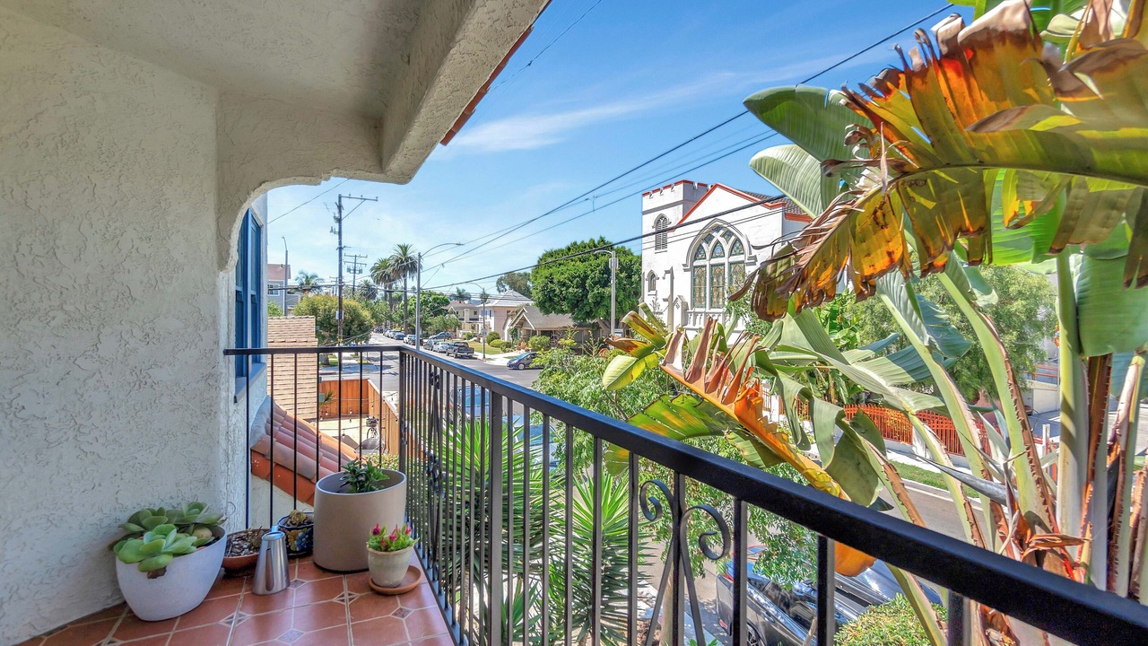 Photo of Patio Balcony in Bluff Heights
