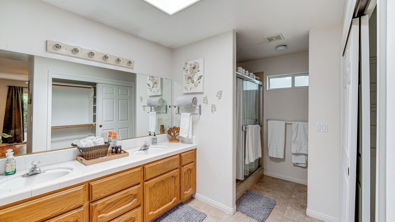 Photo of Bathroom in Bakersfield