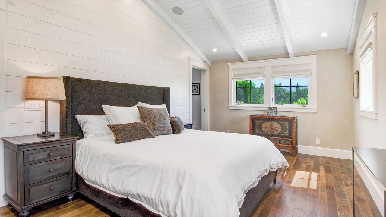 Photo of Bedroom in St. Helena