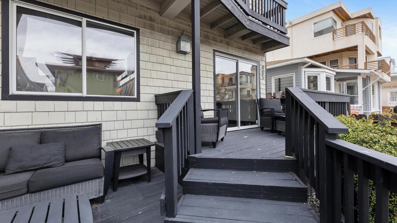 Photo of Patio Balcony in The Strand