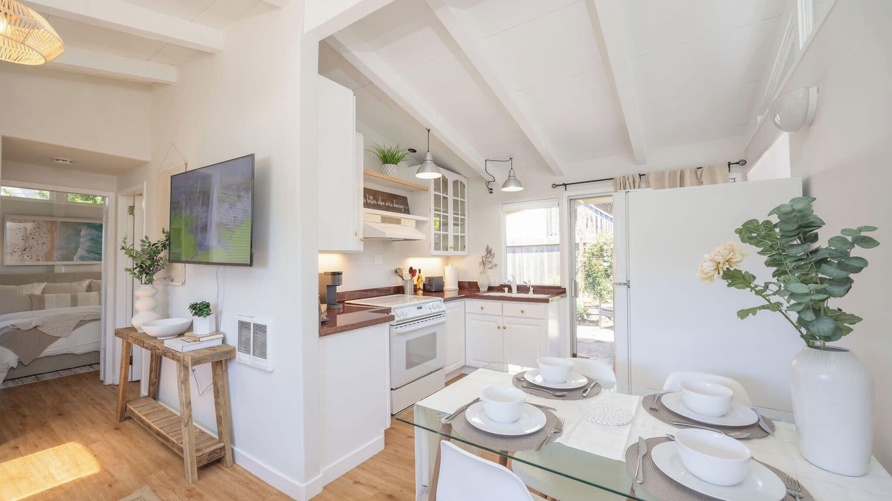 Photo of Kitchen in El Granada