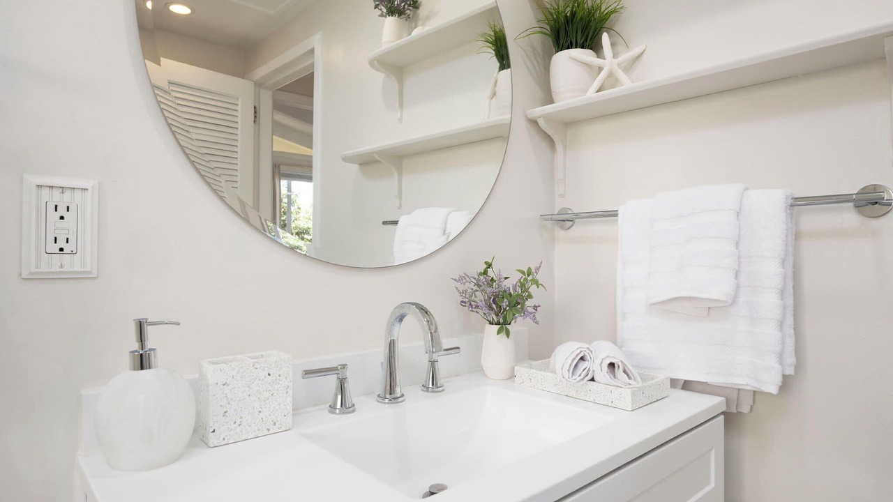 Photo of Bathroom in El Granada