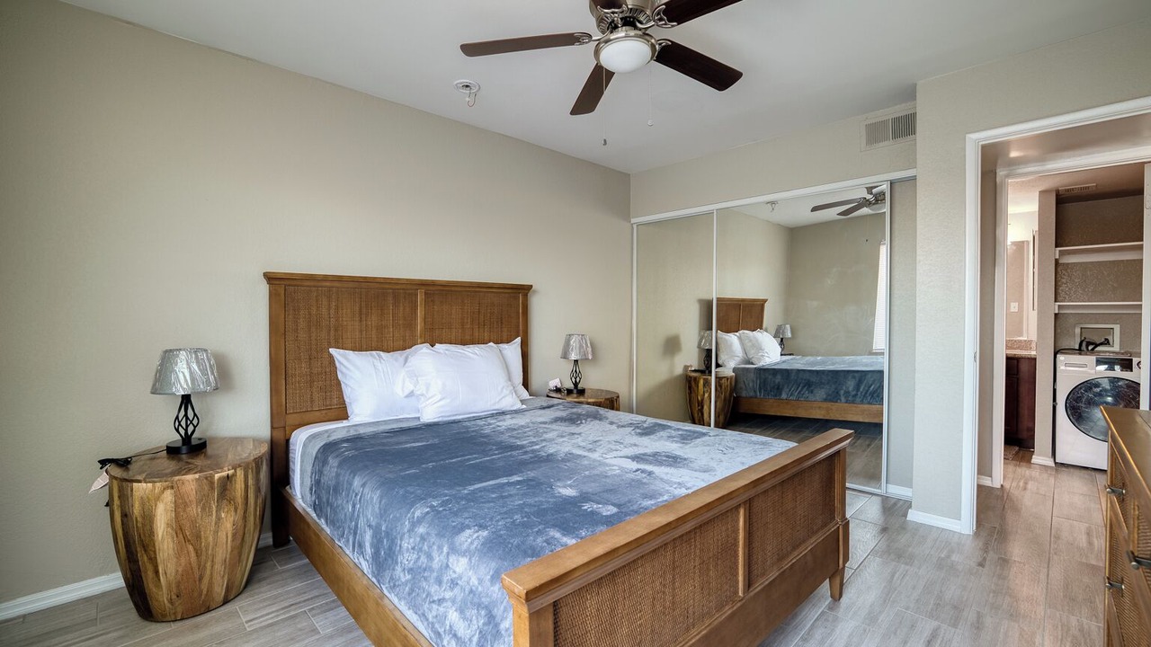 Photo of Bedroom in Scottsdale Estates Five