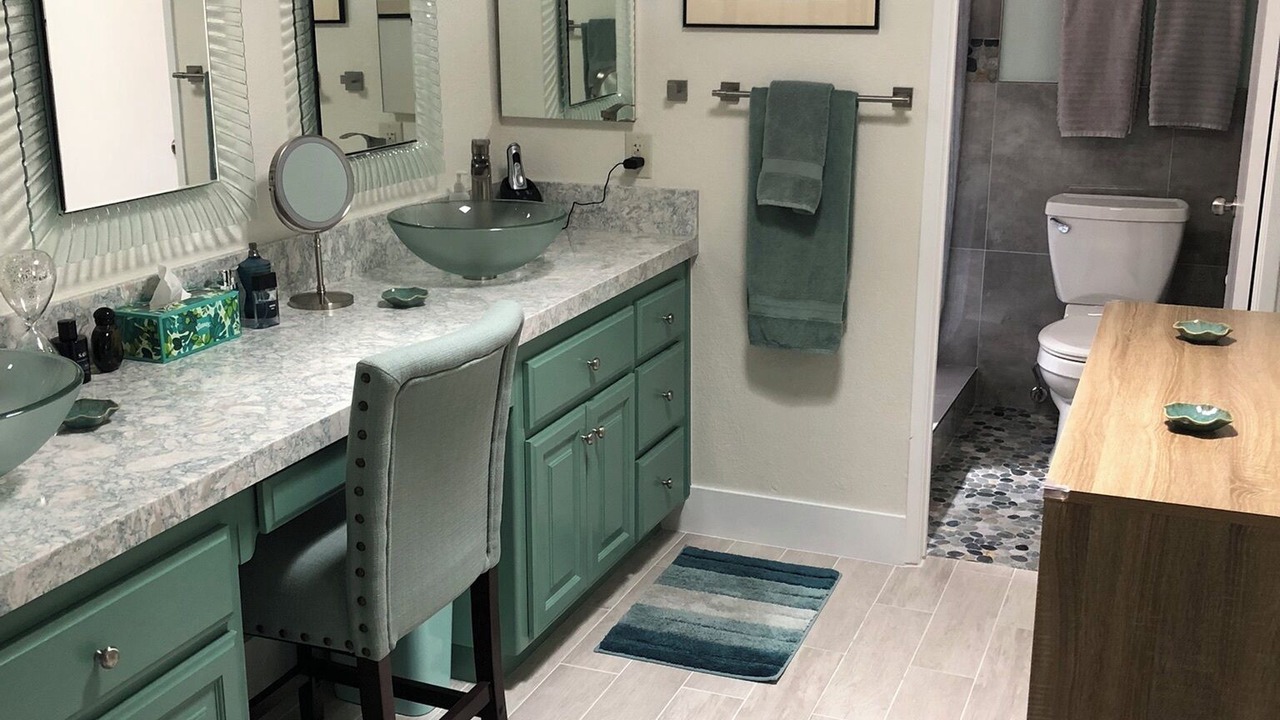 Photo of Bathroom in Baristo