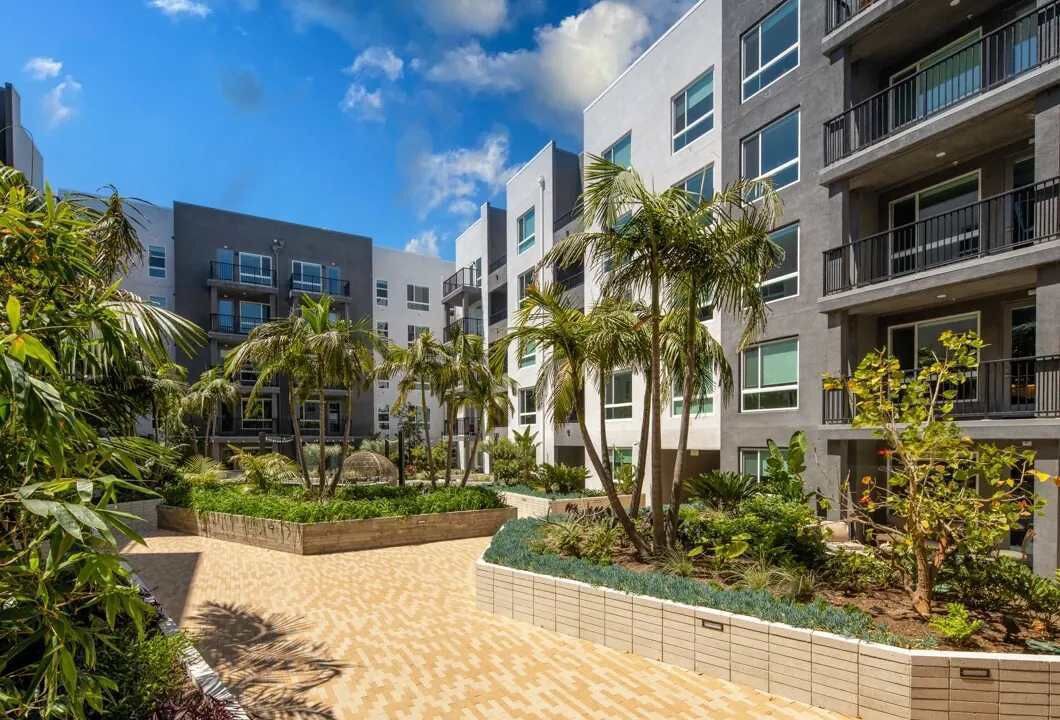 Photo of Outdoor in Lyon Street