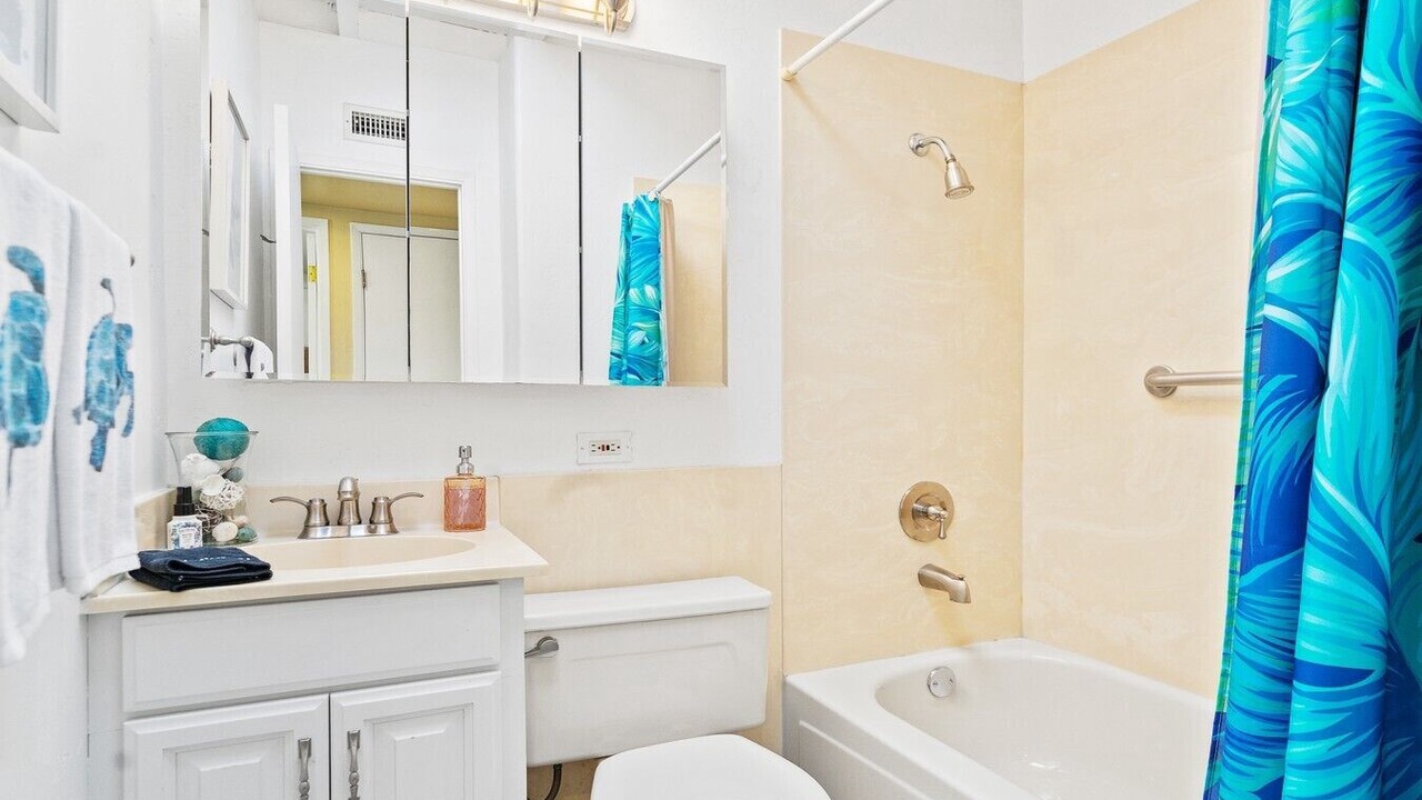 Photo of Bathroom in Bay Park