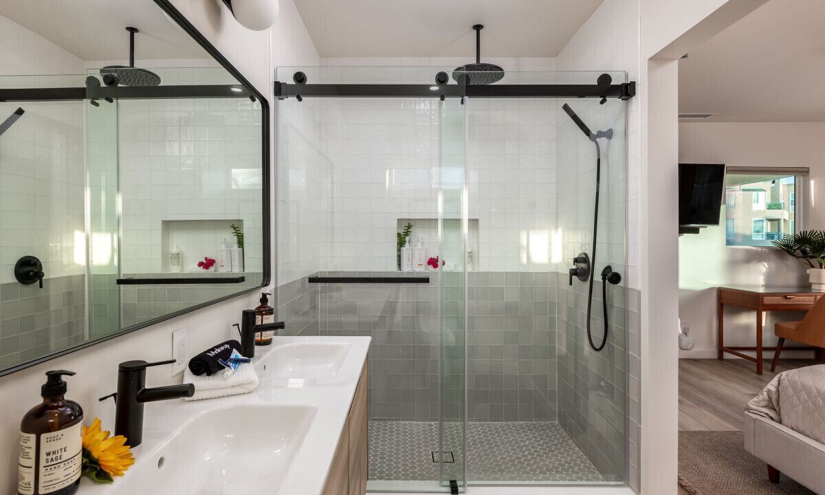 Photo of Bathroom in South Oceanside