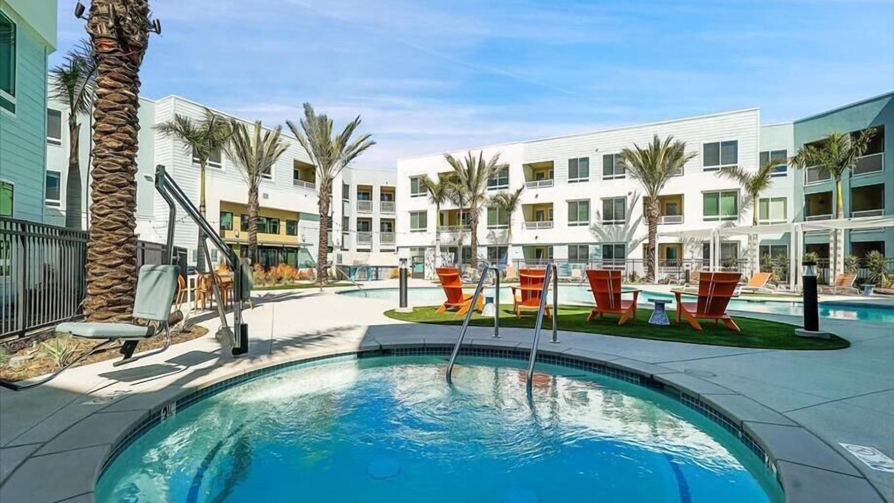 Photo of Outdoor in Midway District