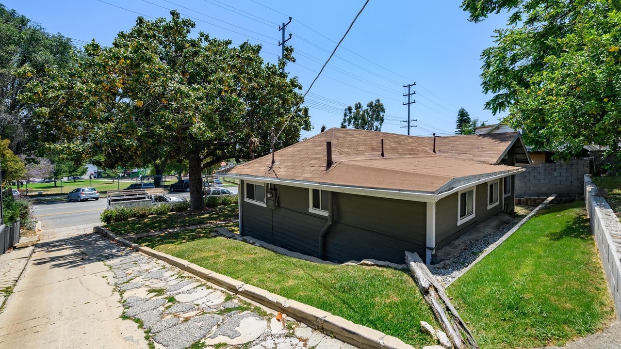 Photo of Outdoor in Highland Park