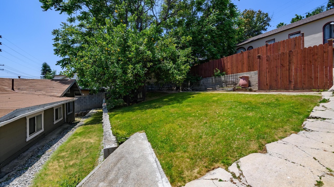 Photo of Outdoor in Highland Park