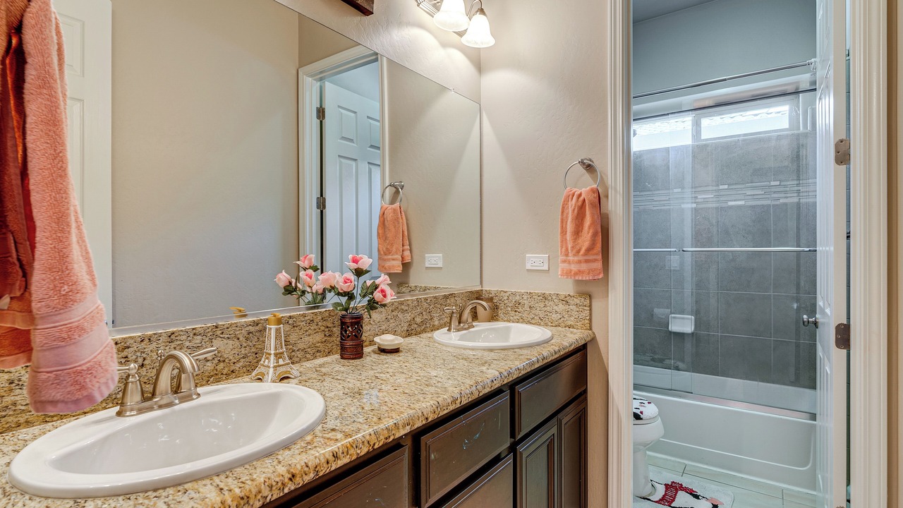 Photo of Bathroom in Greenacres