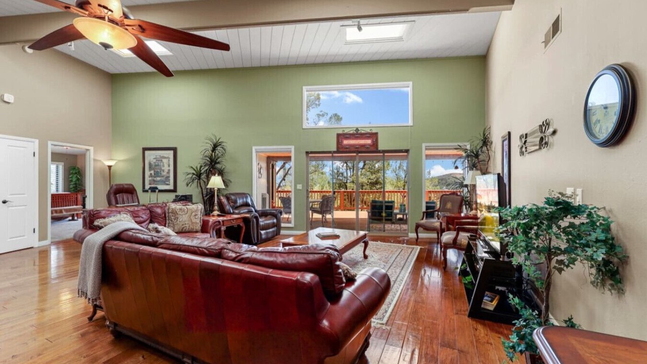Photo of Livingroom in Yavapai Hills