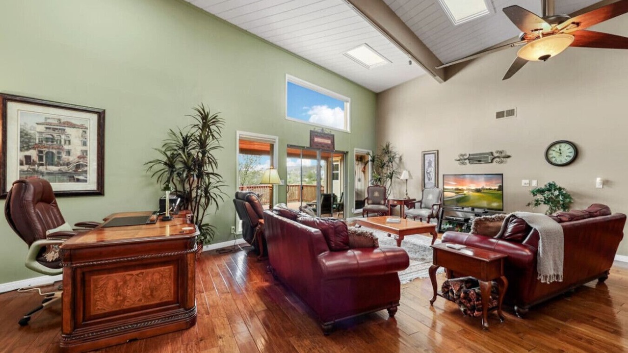 Photo of Livingroom in Yavapai Hills