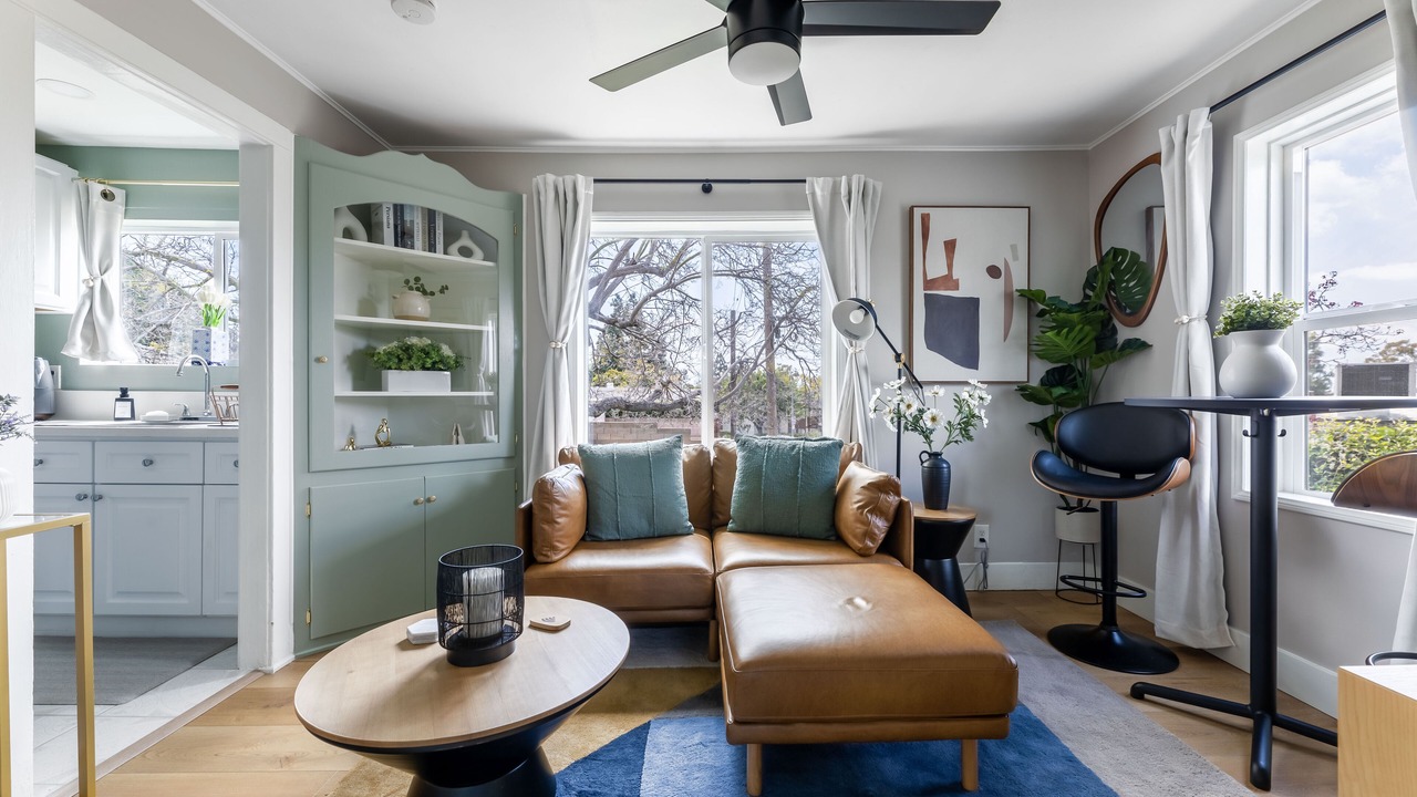 Photo of Livingroom in Los Cerritos