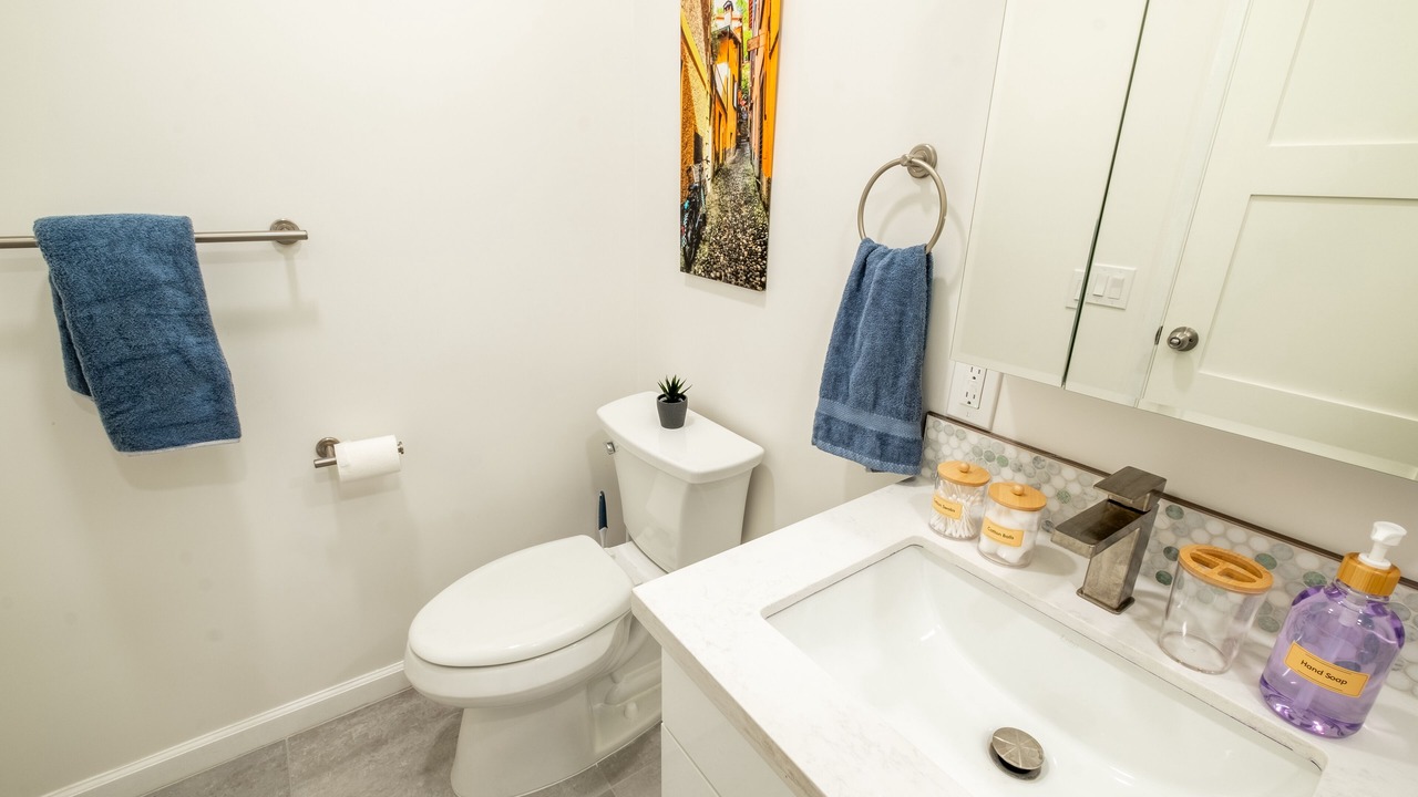 Photo of Bathroom in Mountain View