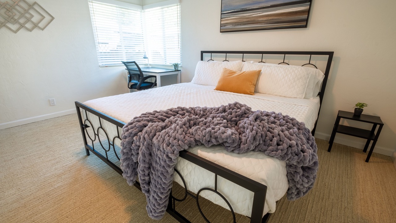 Photo of Bedroom in Mountain View