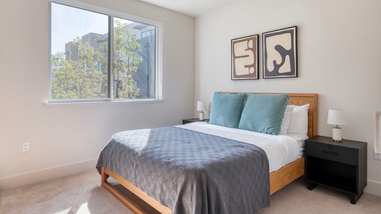 Photo of Bedroom in Mountain View