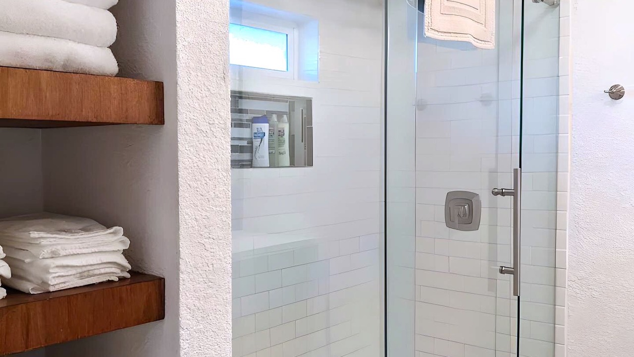 Photo of Bathroom in Yosemite Lakes