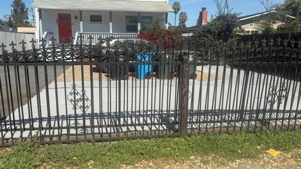 Photo of Others in East Palo Alto
