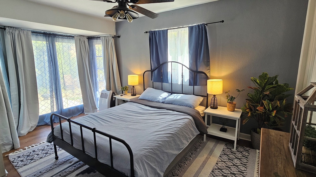 Photo of Bedroom in Kernville