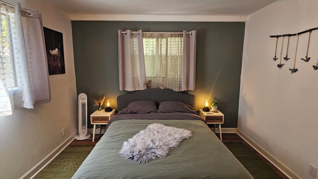 Photo of Bedroom in Kernville