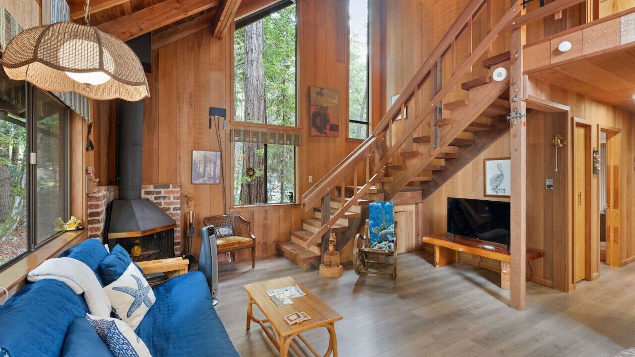Photo of Livingroom in Gualala