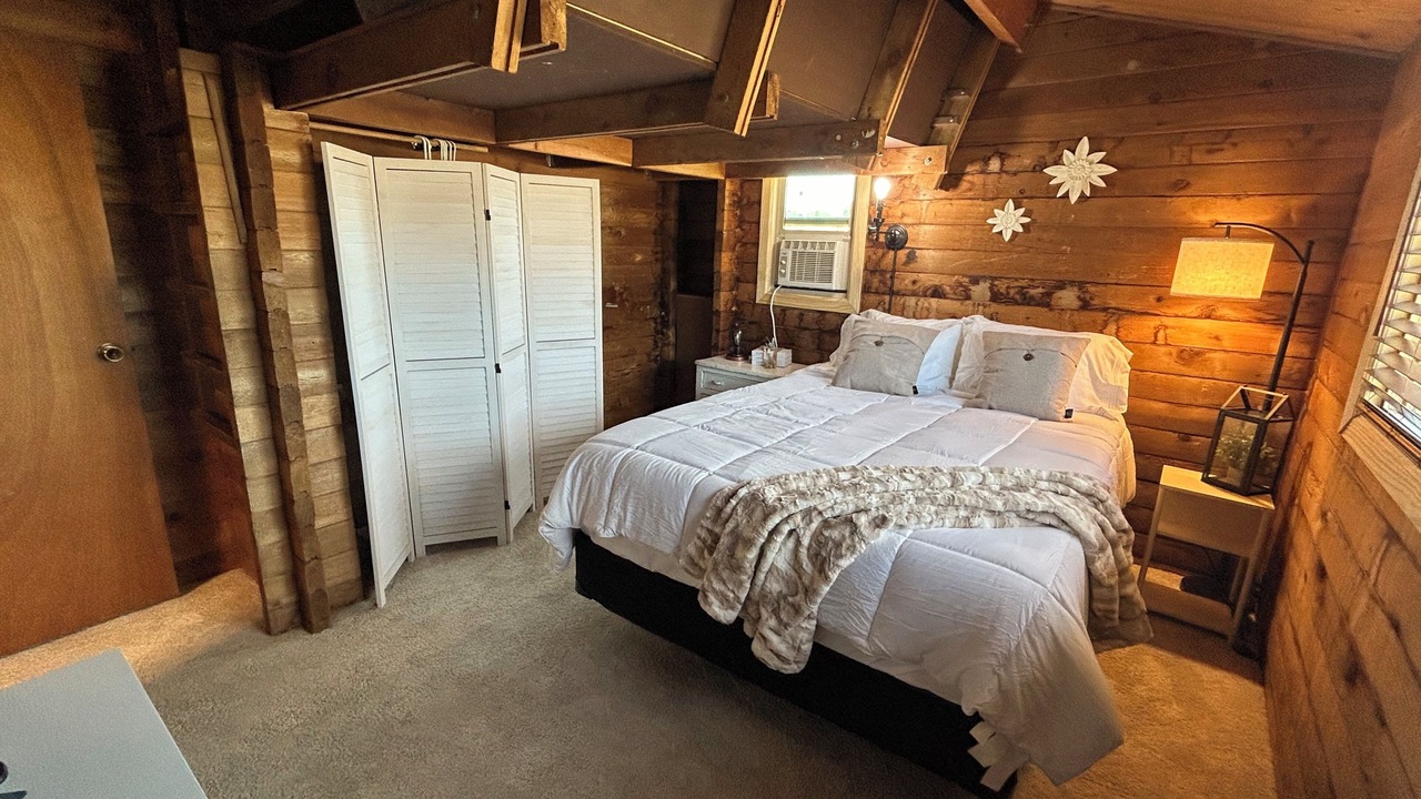 Photo of Bedroom in Diamond Valley