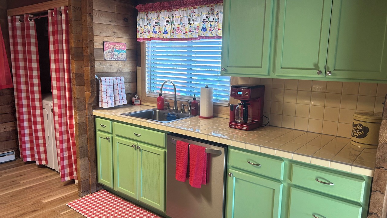Photo of Kitchen in Diamond Valley