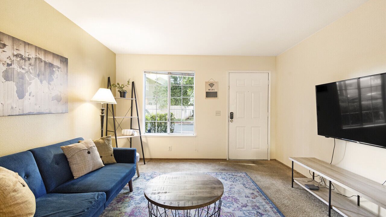 Photo of Livingroom in Chico