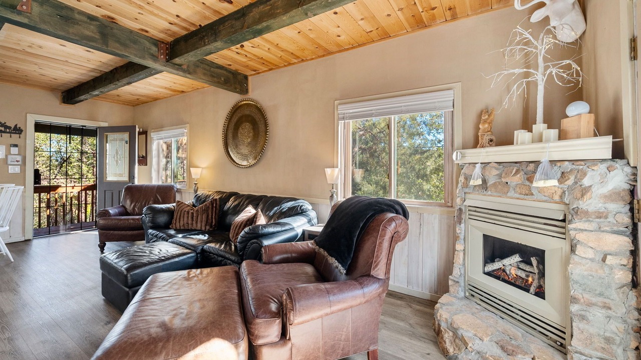Photo of Livingroom in Mountain Club