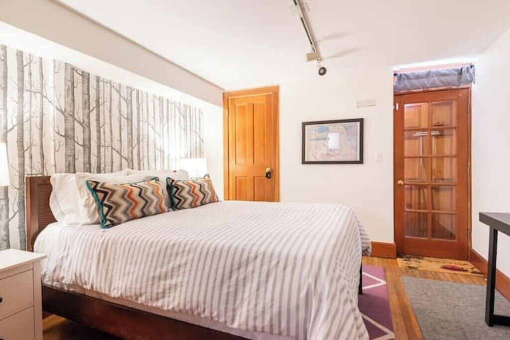 Photo of Bedroom in Dolores Heights