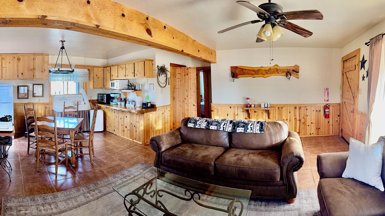 Photo of Livingroom in Paulden