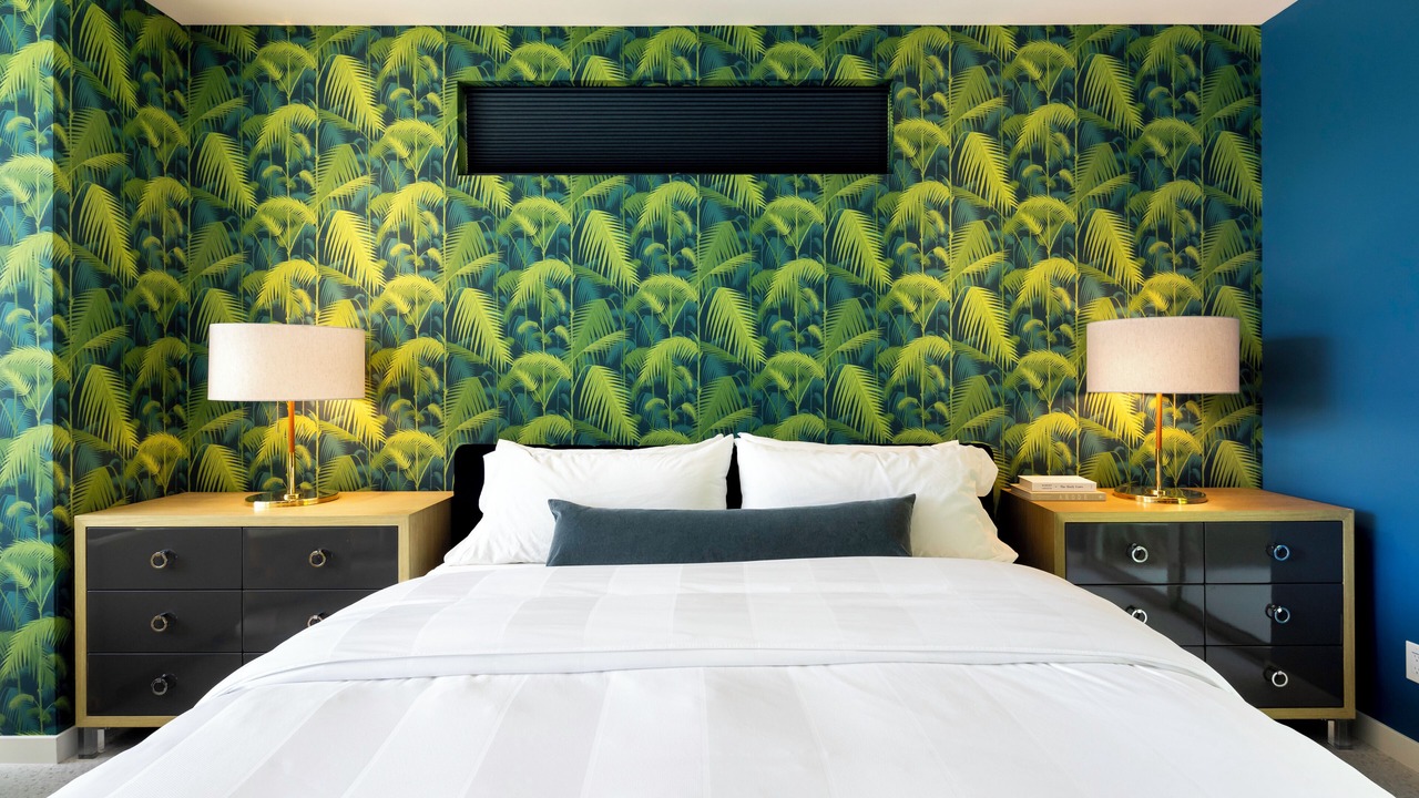 Photo of Bedroom in Racquet Club West