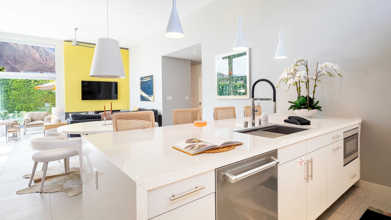 Photo of Kitchen in Racquet Club West