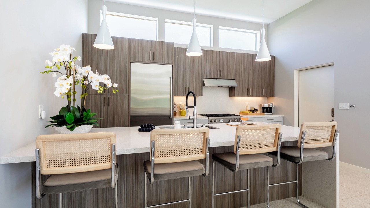 Photo of Kitchen in Racquet Club West