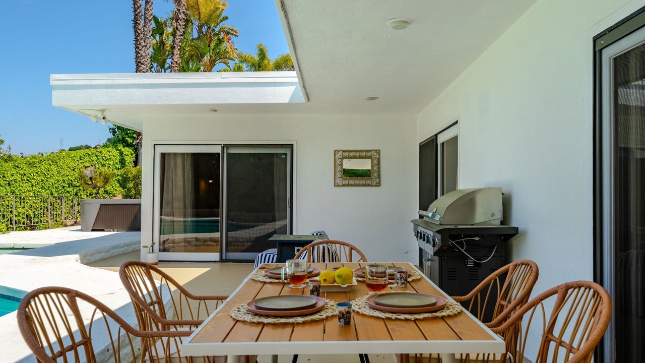 Photo of Outdoor in Hollywood Hills