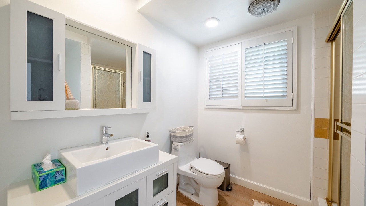 Photo of Bathroom in Hollywood Hills