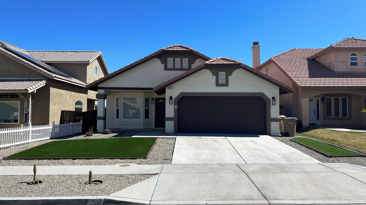 Photo of Outdoor in Hesperia