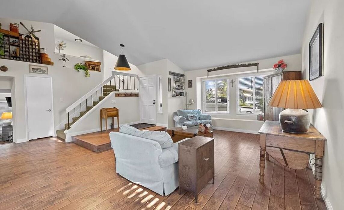 Photo of Livingroom in Aliso Viejo