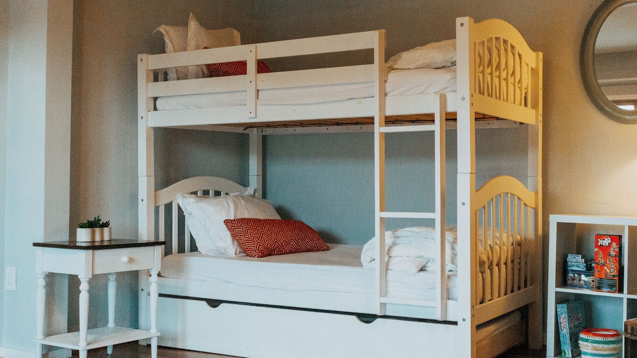 Photo of Bedroom in Crestline