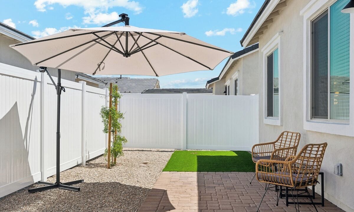 Photo of Patio Balcony in Sundance
