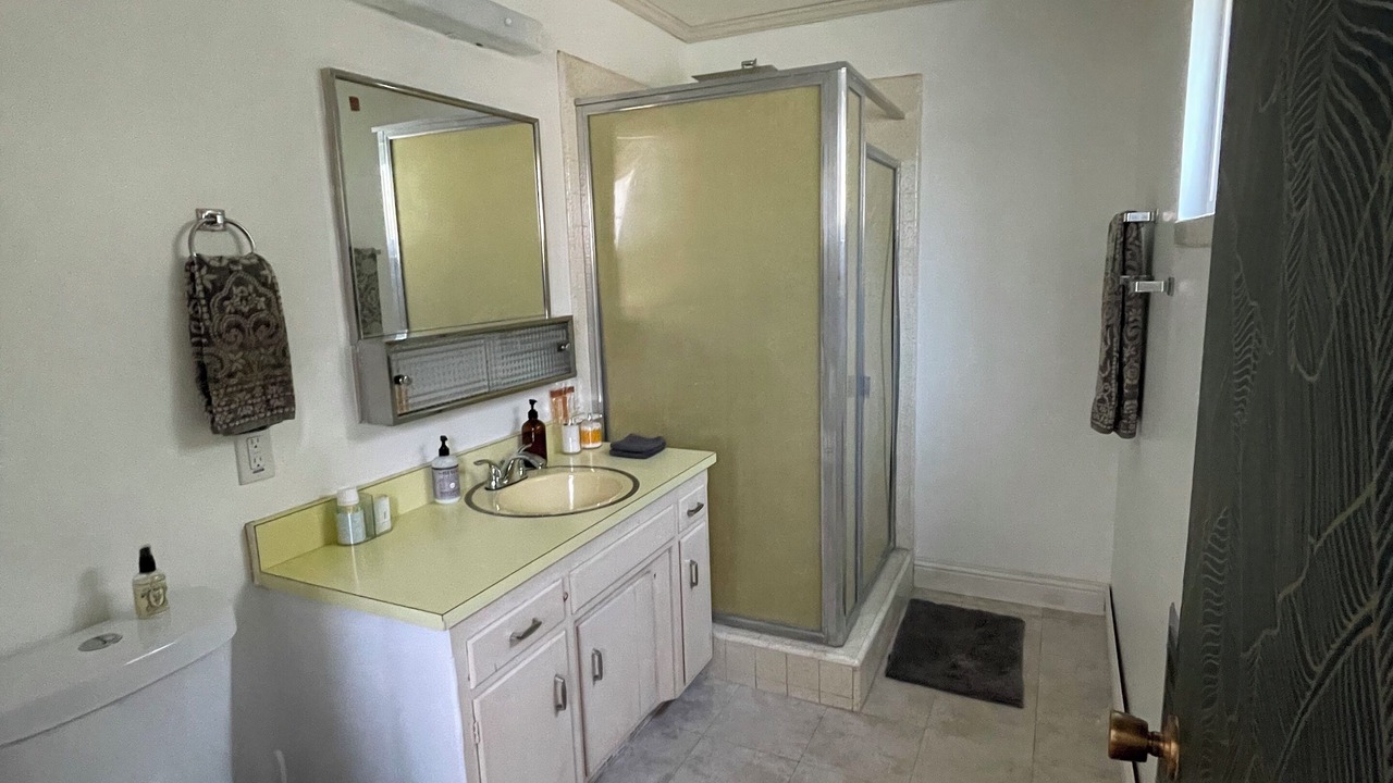 Photo of Bathroom in Woodlake