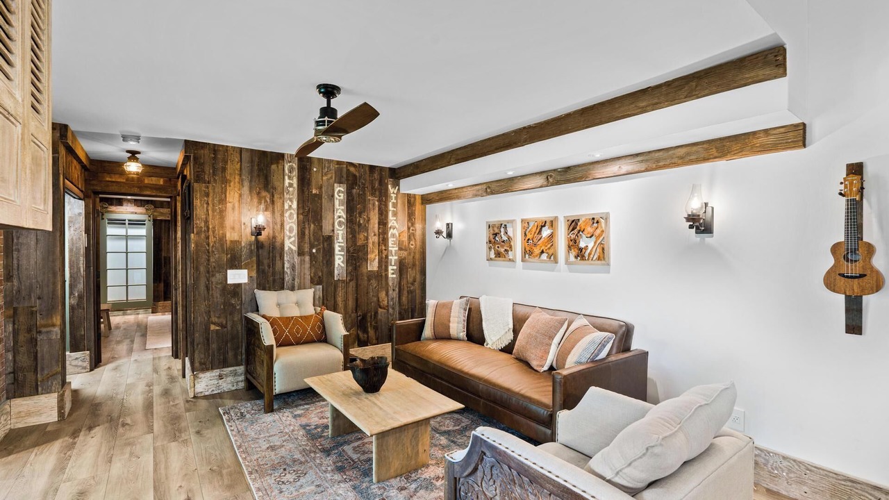 Photo of Livingroom in Olde Carlsbad
